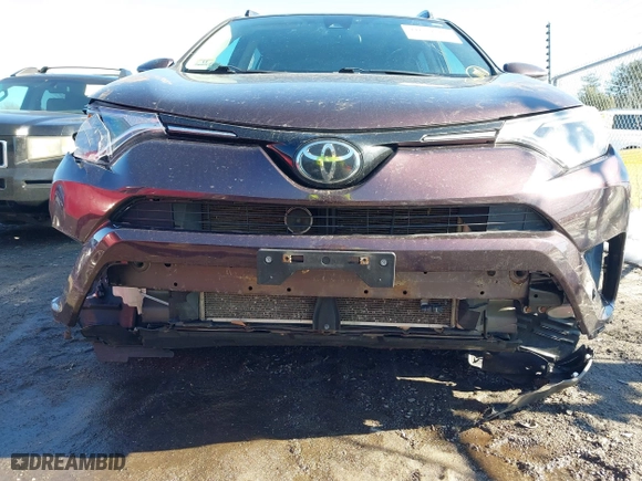 2018 Toyota RAV4 XLE with VIN 2T3RFREV6JW839890, listed as a IAAI auction lot 41654804 with 72,038 mi miles. Bid and sale history available at carsss.com. Image 17.