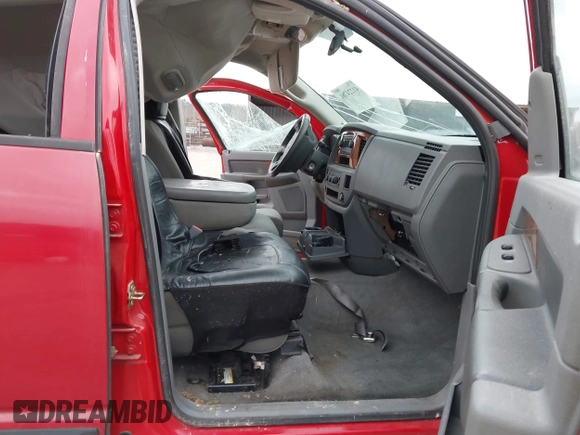 2006 Dodge Ram 2500 SLT with VIN 3D7KR28D16G114956, listed as a IAAI auction lot 41224761 with 285,195 mi miles. Bid and sale history available at carsss.com. Image 5.