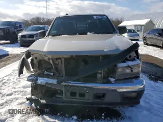 2004 Chevrolet Colorado LS Z71 with VIN 1GCDT196548129140, listed as a Copart auction lot 42699685 with 176,700 mi miles and Salvage Title. Bid and sale history available at carsss.com. Image 5.