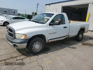 2005 Dodge 2500 SLT z VIN 3D7KR26D25G740775, wystawiony jako Copart lot #60322795 z przebiegiem 294 736 mil mil oraz Czysty tytuł • Clean title. Historia ofert i sprzedaży dostępna na DreamBid. Obrazek 1.