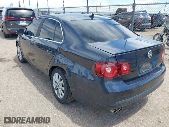 2010 Volkswagen Jetta Limited Edition with VIN 3VWRX7AJ1AM067933, listed as a IAAI auction lot 42153235 with 127,051 mi miles and . Bid and sale history available at DreamBid. Image 3.