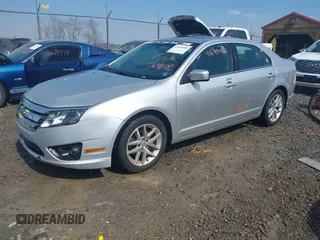 2012 Ford Fusion SEL with VIN 3FAHP0JG8CR392665, listed as a IAAI auction lot 41698480 with 193,095 mi miles. Bid and sale history available at carsss.com. Image 2.
