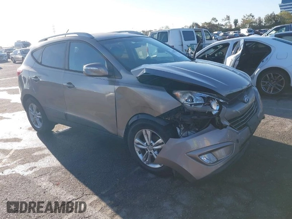 2013 Hyundai Tucson GLS with VIN KM8JU3AC0DU705782, listed as a IAAI auction lot 41804846 with 81,260 mi miles. Bid and sale history available at carsss.com. Image 1.