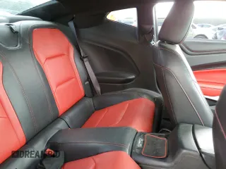 2017 Chevrolet Camaro 2LT z VIN 1G1FD1RS1H0106549, wystawiony jako Copart lot #54366995 z przebiegiem 99 701 mil mil oraz Szkoda całkowita • Salvage title. Historia ofert i sprzedaży dostępna na DreamBid. Obrazek 10.