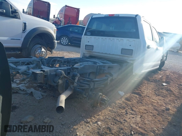 2019 Ford Super Duty F-250 SRW XL with VIN 1FD7W2B67KEG48754, listed as a IAAI auction lot 41296653 with 1 mi miles. Bid and sale history available at carsss.com. Image 4.