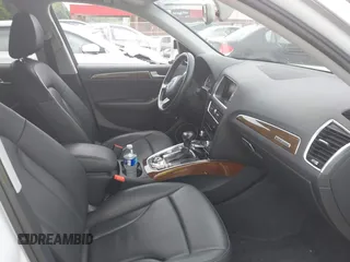 2017 Audi Q5 Premium Plus z VIN WA1L2AFP5HA096029, wystawiony jako IAAI lot #42278540 z przebiegiem 95 450 mil mil oraz . Historia ofert i sprzedaży dostępna na DreamBid. Obrazek 5.