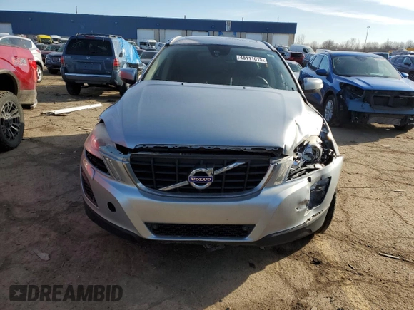2013 Volvo XC60 T6 z VIN YV4902DZ4D2409931, wystawiony jako Copart lot #48111015 z przebiegiem 175 600 mil mil oraz Szkoda całkowita • Salvage title. Historia ofert i sprzedaży dostępna na DreamBid. Obrazek 5.