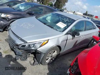 2016 Hyundai Sonata SE z VIN 5NPE24AF5GH404774, wystawiony jako IAAI lot #41354298 z przebiegiem 38 380 mil mil oraz . Historia ofert i sprzedaży dostępna na DreamBid. Obrazek 18.