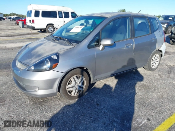 2007 Honda Fit with VIN JHMGD38447S039540, listed as a IAAI auction lot 40985790 with 227,295 mi miles. Bid and sale history available at carsss.com. Image 2.