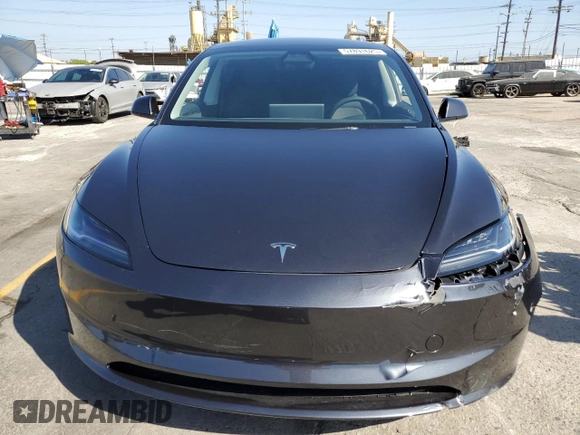 2024 Tesla Model 3 z VIN 5YJ3E1EA1RF736188, wystawiony jako Copart lot #57891625 z przebiegiem 9128 mil mil oraz Szkody całkowita. Historia ofert i sprzedaży dostępna na DreamBid. Obrazek 5.