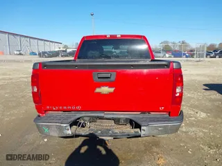 2007 Chevrolet Silverado 1500 LT w/1LT with VIN 2GCEC13C671575887, listed as a IAAI auction lot 41447510 with 195,650 mi miles. Bid and sale history available at carsss.com. Image 6.