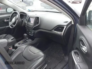2019 Jeep Cherokee Latitude Plus with VIN 1C4PJMLB1KD465110, listed as a IAAI auction lot 42527260 with 32,579 mi miles and . Bid and sale history available at DreamBid. Image 5.