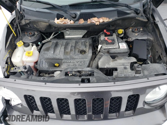 2017 Jeep Patriot Latitude with VIN 1C4NJPFB7HD131242, listed as a Copart auction lot 88113685 with 113,640 mi miles and Salvage Title. Bid and sale history available at DreamBid. Image 12.