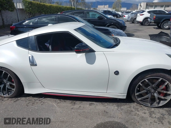 2017 Nissan 370Z with VIN JN1AZ4EH4HM950062, listed as a IAAI auction lot 39140973 with 86,259 mi miles. Bid and sale history available at carsss.com. Image 14.