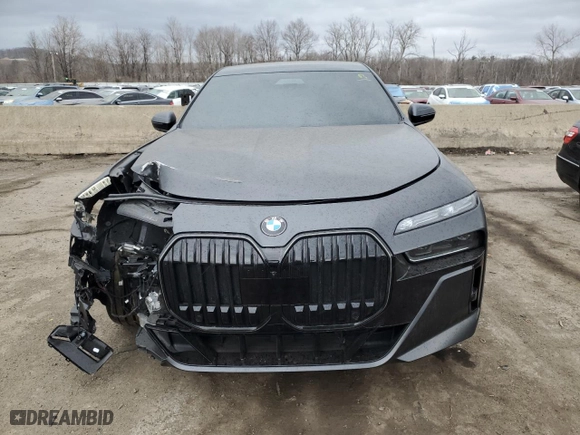 2024 BMW 7 Series 760i xDrive with VIN WBA33EJ08RCR61308, listed as a Copart auction lot 47663095 with 16,294 mi miles and Salvage Title. Bid and sale history available at carsss.com. Image 5.