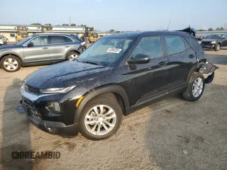2023 Chevrolet TrailBlazer LS with VIN KL79MMS2XPB019314, listed as a Copart auction lot 43964925 with 32,452 mi miles and Salvage Title. Bid and sale history available at DreamBid. Image 1.