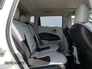 2020 Jeep Compass Latitude with VIN 3C4NJCBB4LT142992, listed as a Copart auction lot 51227255 with 72,935 mi miles and Salvage title. Bid and sale history available at DreamBid. Image 12.