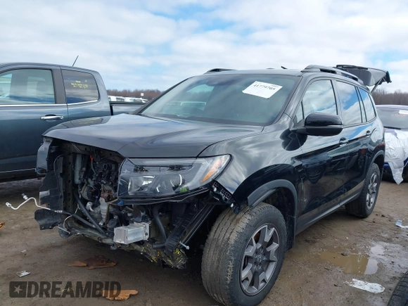 2022 Honda Passport TrailSport z VIN 5FNYF8H60NB011632, wystawiony jako IAAI lot #41779705 z przebiegiem 42 038 mil mil oraz . Historia ofert i sprzedaży dostępna na DreamBid. Obrazek 19.