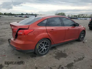 2018 Ford Focus SE with VIN 1FADP3F26JL308996, listed as a Copart auction lot 53331445 with 118,885 mi miles and Salvage Title. Bid and sale history available at DreamBid. Image 3.