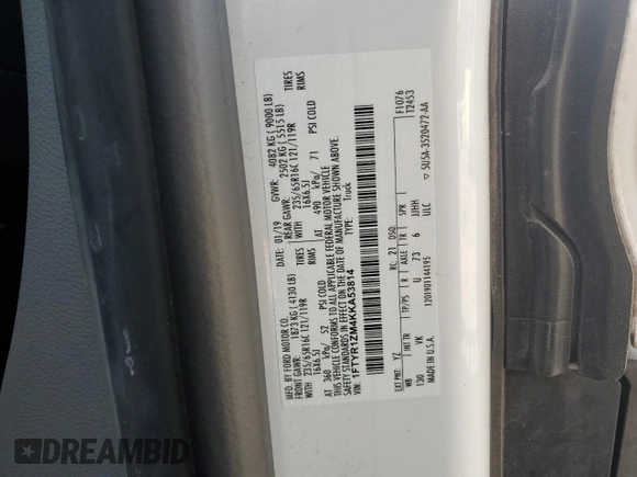 2019 Ford Transit z VIN 1FTYR1ZM4KKA53814, wystawiony jako Copart lot #44163515 z przebiegiem 137 324 mil mil oraz Szkoda całkowita • Salvage title. Historia ofert i sprzedaży dostępna na DreamBid. Obrazek 13.