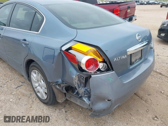 2012 Nissan Altima 2.5 S with VIN 1N4AL2AP1CN428921, listed as a IAAI auction lot 41948510 with 35,864 mi miles. Bid and sale history available at carsss.com. Image 6.