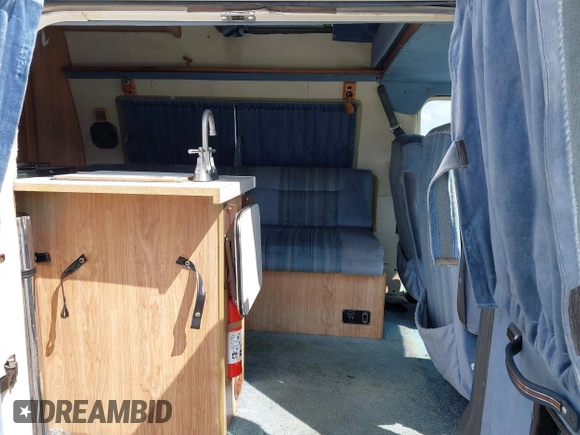 1991 Ford Econoline Cargo with VIN 1FDGS24H5MHB29665, listed as a IAAI auction lot 42136723 with 94,232 mi miles and . Bid and sale history available at DreamBid. Image 8.