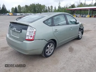 2007 Toyota Prius z VIN JTDKB20U673244214, wystawiony jako IAAI lot #42275166 z przebiegiem 190 480 mil mil oraz . Historia ofert i sprzedaży dostępna na DreamBid. Obrazek 4.