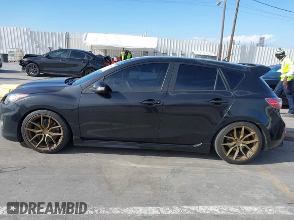 2011 Mazda 3 Mazdaspeed3 Sport with VIN JM1BL1K44B1488002, listed as a IAAI auction lot 41932996 with Not Provided miles and . Bid and sale history available at DreamBid. Image 14.