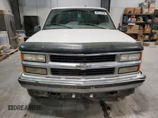 1998 Chevrolet Silverado 1500 with VIN 1GCEK14R8WZ277577, listed as a Copart auction lot 85112704 with 417,537 mi miles and Clean Title. Bid and sale history available at DreamBid. Image 5.