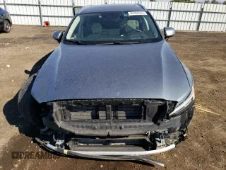 2020 Volvo V60 z VIN YV4102WK7L1038975, wystawiony jako Copart lot #65404633 z przebiegiem 27 633 mil mil oraz . Historia ofert i sprzedaży dostępna na DreamBid. Obrazek 5.