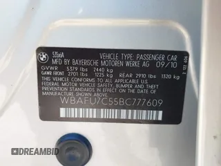 2011 BMW 5 Series 535i xDrive with VIN WBAFU7C55BC777609, listed as a IAAI auction lot 42079100 with 255,318 mi miles. Bid and sale history available at carsss.com. Image 9.