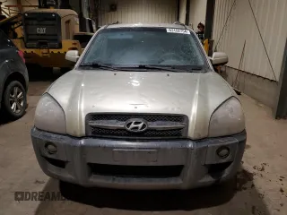 2007 Hyundai Tucson GL with VIN KM8JM72D17U684962, listed as a Copart auction lot 83152754 with 314,025 mi miles and Clean Title. Bid and sale history available at carsss.com. Image 5.
