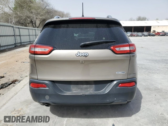 2017 Jeep Cherokee Latitude with VIN 1C4PJLCB1HW650135, listed as a Copart auction lot 47460145 with 101,503 mi miles and Salvage Title. Bid and sale history available at carsss.com. Image 6.