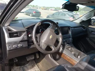 2016 Chevrolet Suburban LT z VIN 1GNSKHKC8GR223442, wystawiony jako IAAI lot #42166983 z przebiegiem 204 827 mil mil oraz . Historia ofert i sprzedaży dostępna na DreamBid. Obrazek 18.