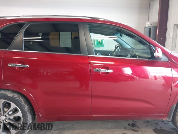 2014 Kia Sorento SX Limited with VIN 5XYKW4A78EG465167, listed as a IAAI auction lot 42149684 with 122,758 mi miles. Bid and sale history available at carsss.com. Image 13.