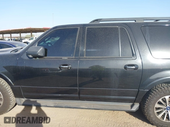 2015 Ford Expedition Max XLT с VIN 1FMJK1HT2FEF13504, выставлен на аукционе IAAI как лот 41698804 с пробегом 211 196 миль миль и . История ставок и продаж доступна на DreamBid. Изображение 14.