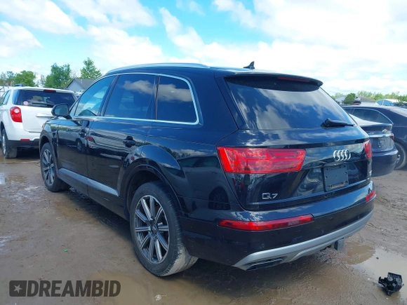 2017 Audi Q7 Premium Plus z VIN WA1LAAF79HD017057, wystawiony jako IAAI lot #42291829 z przebiegiem 147 012 mil mil oraz . Historia ofert i sprzedaży dostępna na DreamBid. Obrazek 3.