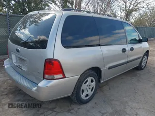 2005 Ford Freestar SE z VIN 2FMZA51685BA03136, wystawiony jako IAAI lot #41677029 z przebiegiem 220 511 mil mil oraz . Historia ofert i sprzedaży dostępna na DreamBid. Obrazek 4.