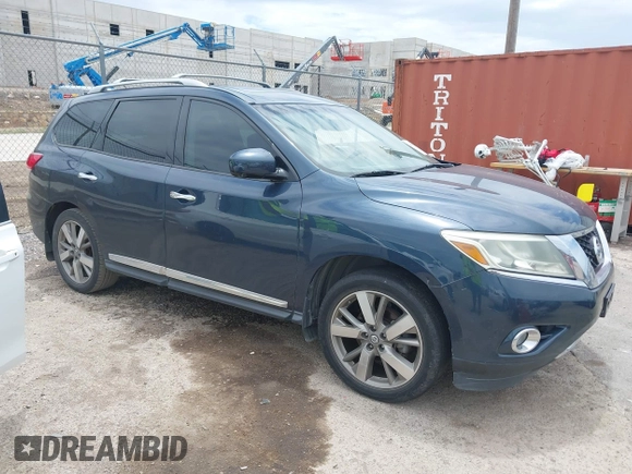 2014 Nissan Pathfinder S with VIN 5N1AR2MM8EC626657, listed as a IAAI auction lot 42655040 with 151,352 mi miles and . Bid and sale history available at DreamBid. Image 1.