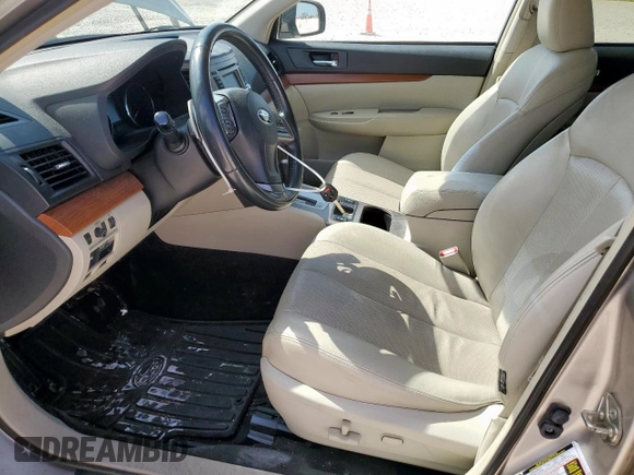 2014 Subaru Outback Limited with VIN 4S4BRBLC2E3303606, listed as a Copart auction lot 61862815 with 74,365 mi miles and Clean title. Bid and sale history available at DreamBid. Image 7.