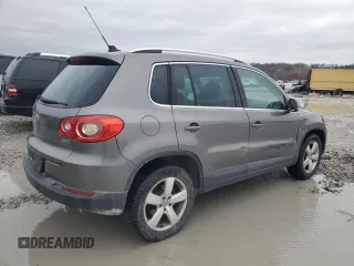 2010 Volkswagen Tiguan Wolfsburg Edition с VIN WVGAV7AX9AW520377, выставлен на аукционе Copart как лот 46697465 с пробегом 117 865 миль миль и Списание • Salvage title. История ставок и продаж доступна на DreamBid. Изображение 3.