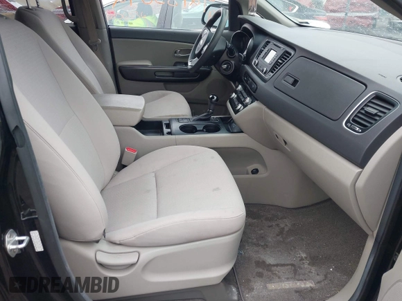 2016 Kia Sedona LX with VIN KNDMB5C1XG6171343, listed as a IAAI auction lot 42183042 with 87,740 mi miles. Bid and sale history available at carsss.com. Image 5.