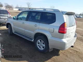 2005 Lexus GX 470 with VIN JTJBT20X250085307, listed as a IAAI auction lot 41783340 with 259,386 mi miles. Bid and sale history available at carsss.com. Image 3.