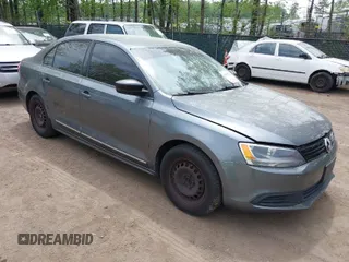 2014 Volkswagen Jetta Sedan S with VIN 3VW1K7AJ2EM371905, listed as a IAAI auction lot 42068276 with 198,419 mi miles. Bid and sale history available at carsss.com. Image 1.