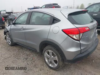 2021 Honda HR-V LX with VIN 3CZRU6H33MM743925, listed as a IAAI auction lot 41967861 with 44,804 mi miles. Bid and sale history available at carsss.com. Image 3.