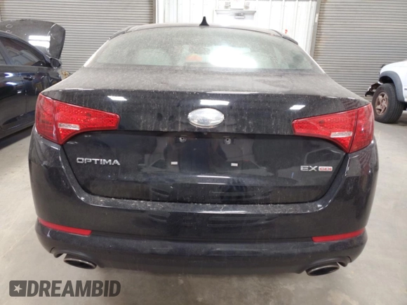 2013 Kia Optima EX z VIN 5XXGN4A73DG144469, wystawiony jako Copart lot #49736045 z przebiegiem 154 259 mil mil oraz Szkoda całkowita • Salvage title. Historia ofert i sprzedaży dostępna na DreamBid. Obrazek 6.