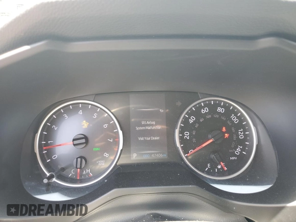 2020 Toyota RAV4 XLE with VIN 2T3P1RFV1LW096482, listed as a Copart auction lot 61797065 with 47,406 mi miles and Salvage title. Bid and sale history available at DreamBid. Image 9.