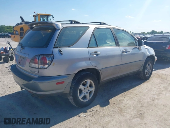 2002 Lexus RX 300 with VIN JTJHF10UX20278835, listed as a IAAI auction lot 42347210 with 253,394 mi miles and . Bid and sale history available at DreamBid. Image 4.