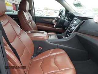 2018 Cadillac Escalade ESV Luxury z VIN 1GYS4HKJ2JR179215, wystawiony jako IAAI lot #41969880 z przebiegiem 45 262 mil mil oraz . Historia ofert i sprzedaży dostępna na DreamBid. Obrazek 5.