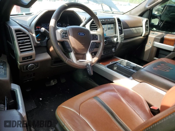 2019 Ford F-350 XL z VIN 1FT8W3BT6KEE98446, wystawiony jako Copart lot #56383335 z przebiegiem 119 855 mil mil oraz Szkody całkowita. Historia ofert i sprzedaży dostępna na DreamBid. Obrazek 8.